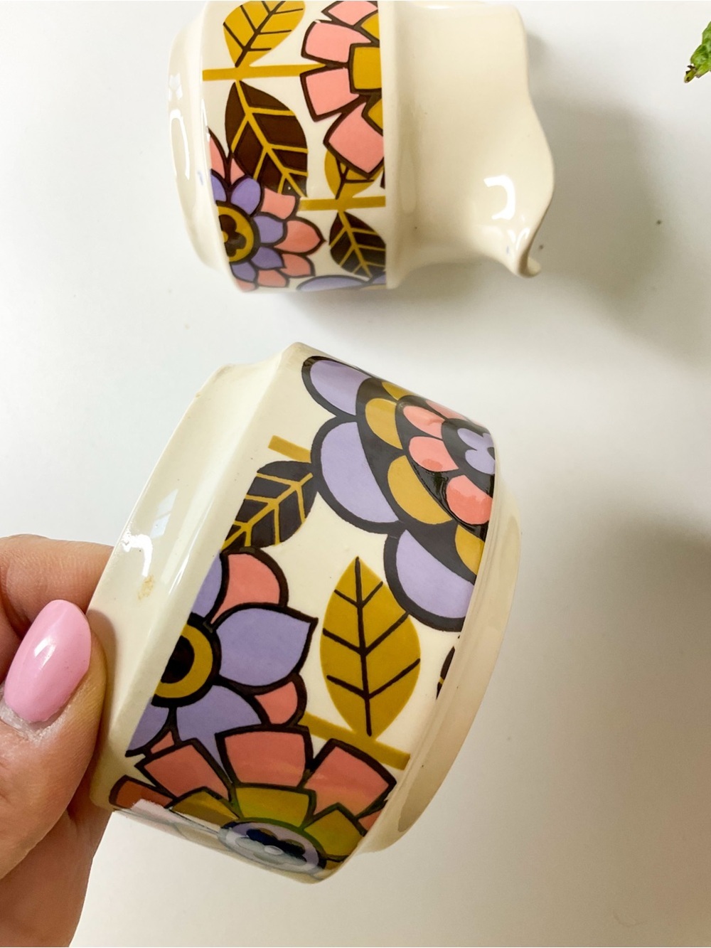 VINTAGE MIDCENTURY Ceramic Floral Creamer and Sugar Bowl Set in Cream and Purple